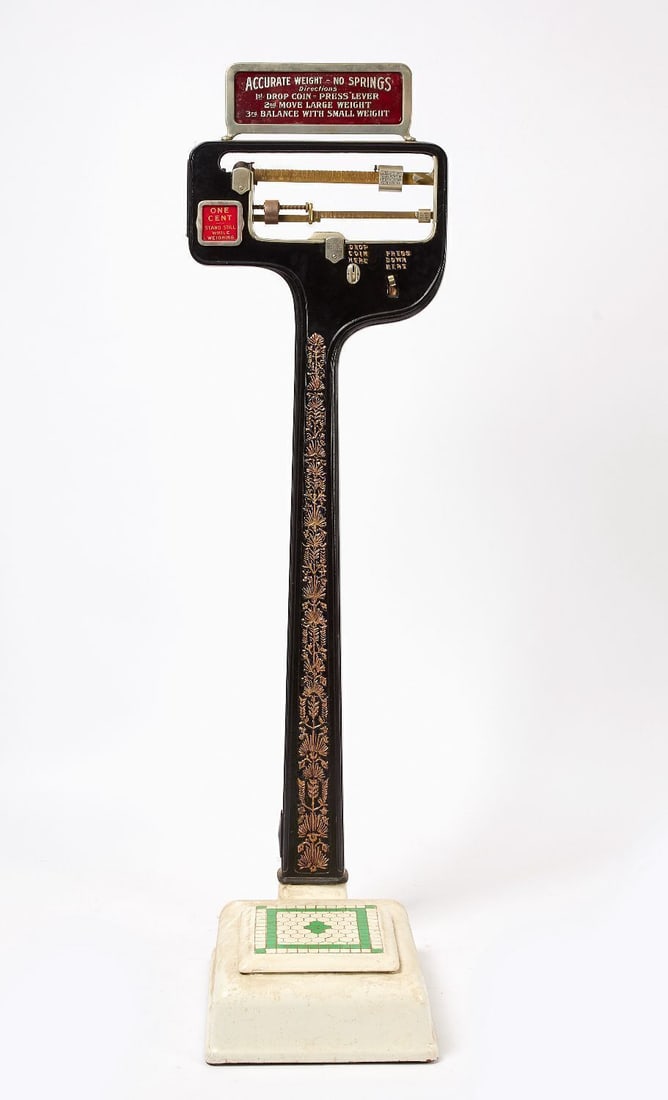 Peerless Coin-Op Penny Accurate Weight Scale: Coin-op Penny scale by Peerless Mfg. Porcelain coated metal with chromed metal and glass topper. circa 1920-30. H 72-1/2 in. W 16-3/8 in. D 25-1/2 in. Provenance: Collection of Paul and Dodi Algiers