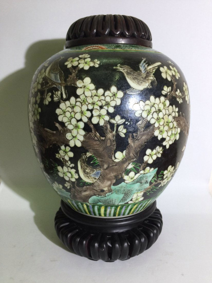 A beautiful chinese famille-noire ginger jar (1 of 9)