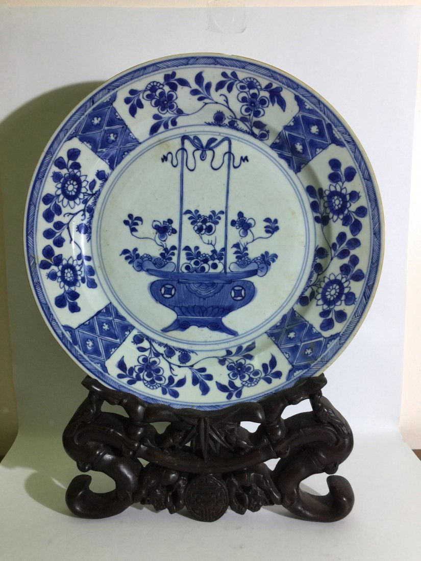 A chinese B-W dish with floral design, 18th Cen. (1 of 7)