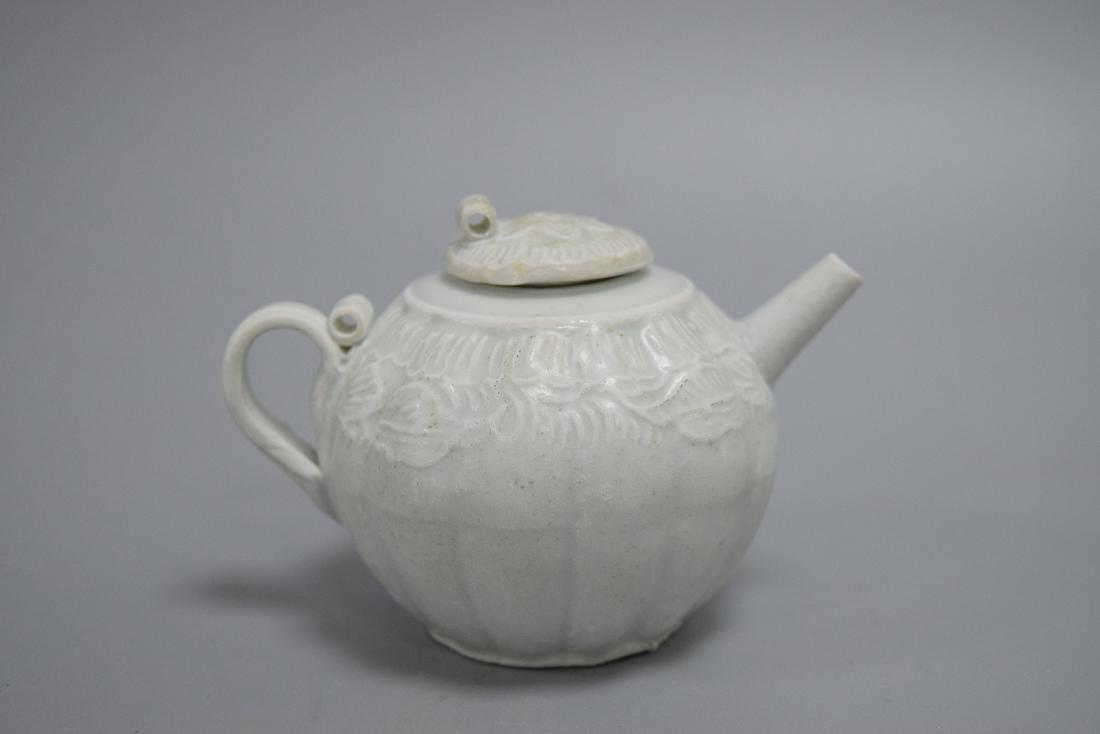 A QINGBAI POT, SONG/YUAN (1 of 6)