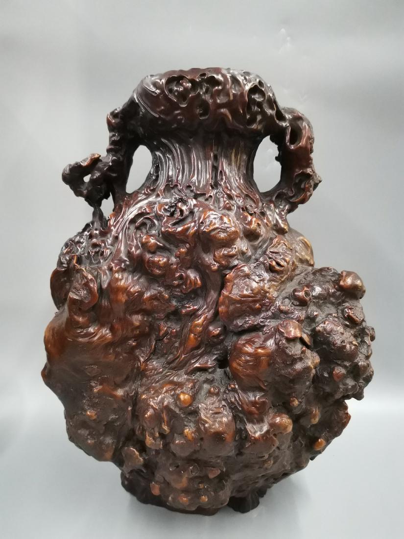 A CHINESE CARVED BURL WOOD VASE, QING DYNASTY (1 of 9)