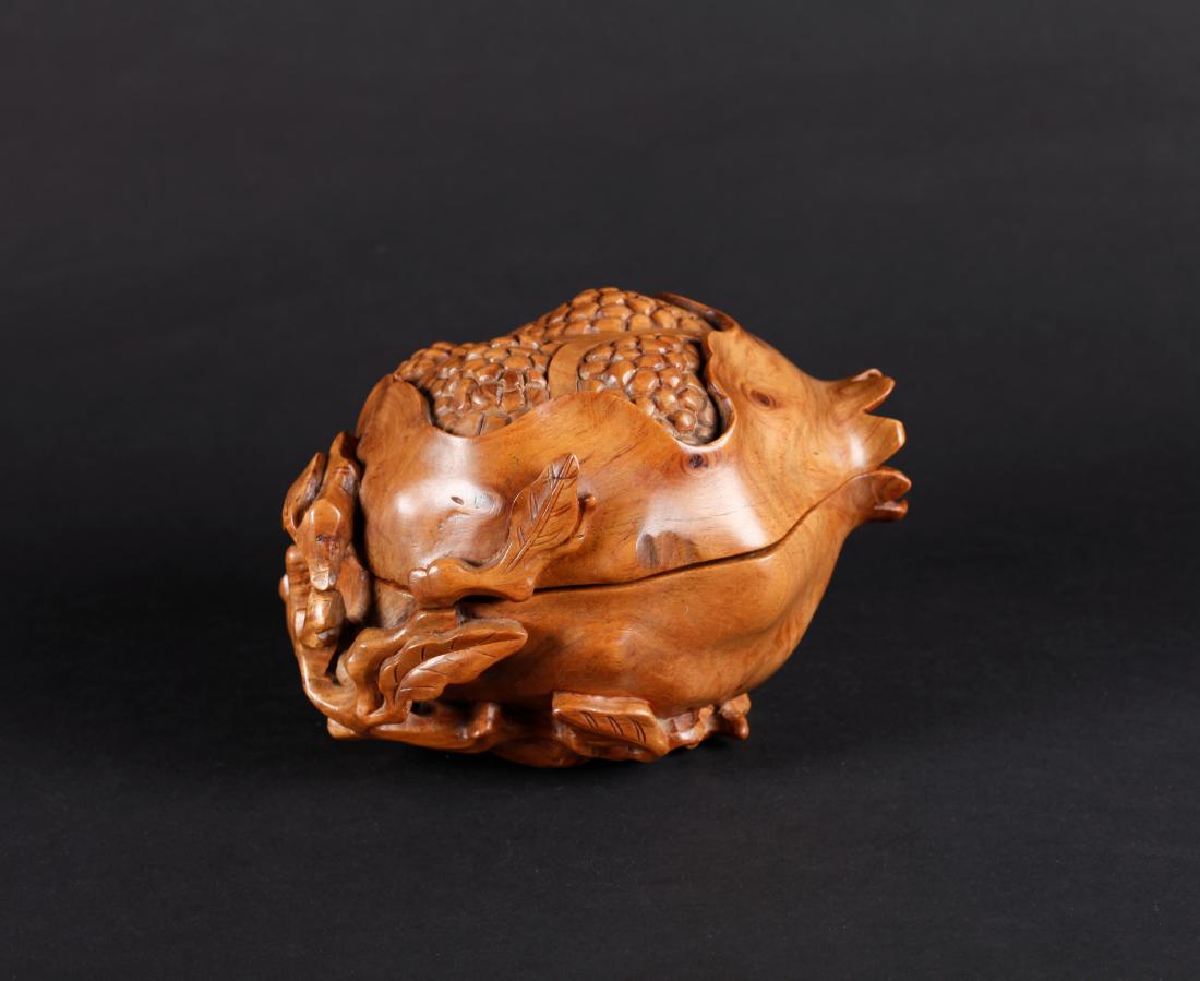 A CHINESE HUANGHUALI BOX AND COVER, QING DYNASTY (1 of 7)