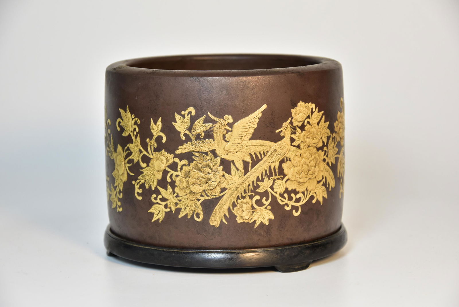 A CHINESE  ZISHA CLAY BRUSHPOT, QING DYNASTY (1 of 6)