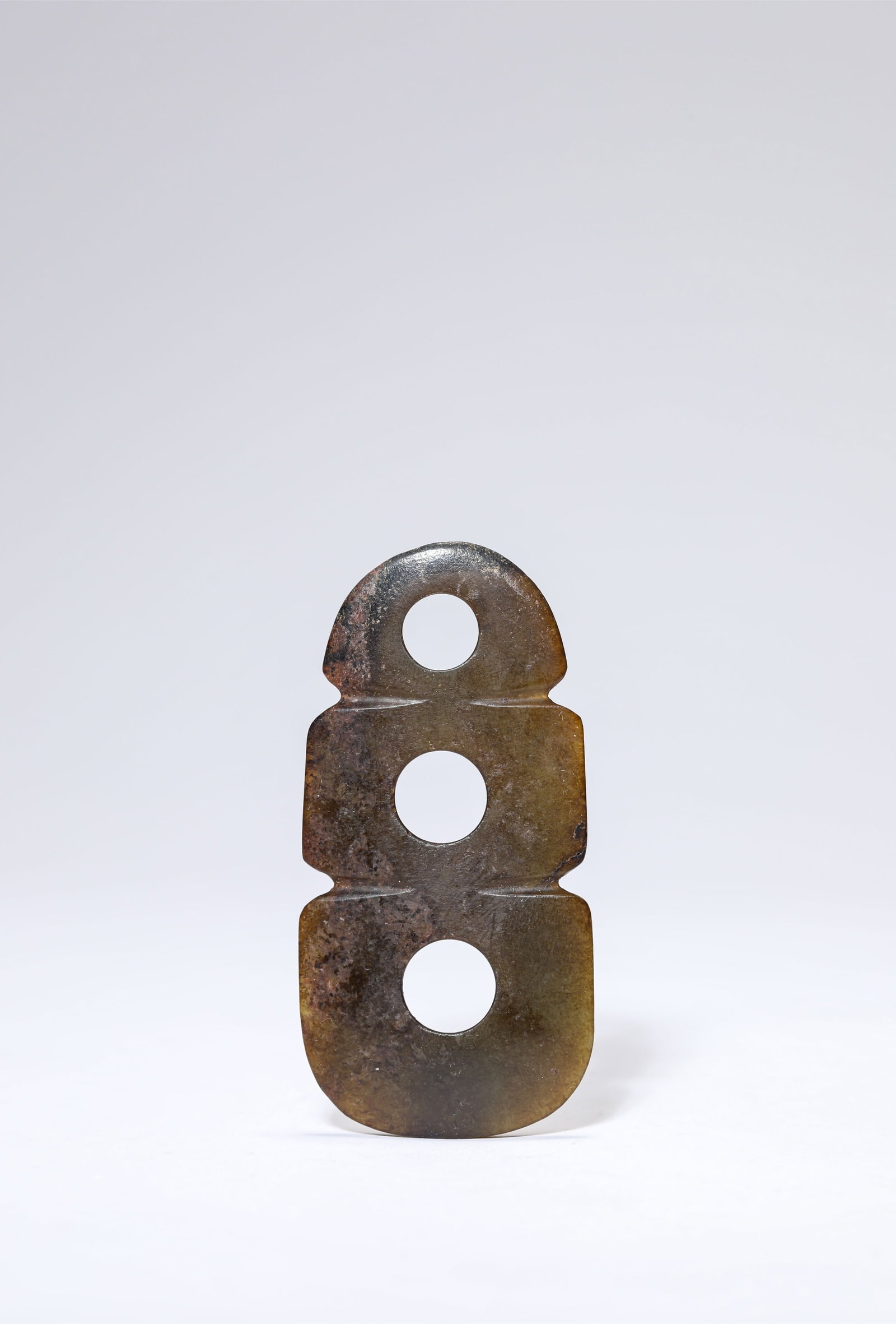 A TRIPLE JADE BI DISC: WIDTH 3.8 CM × HEIGHT 7.8 CM
