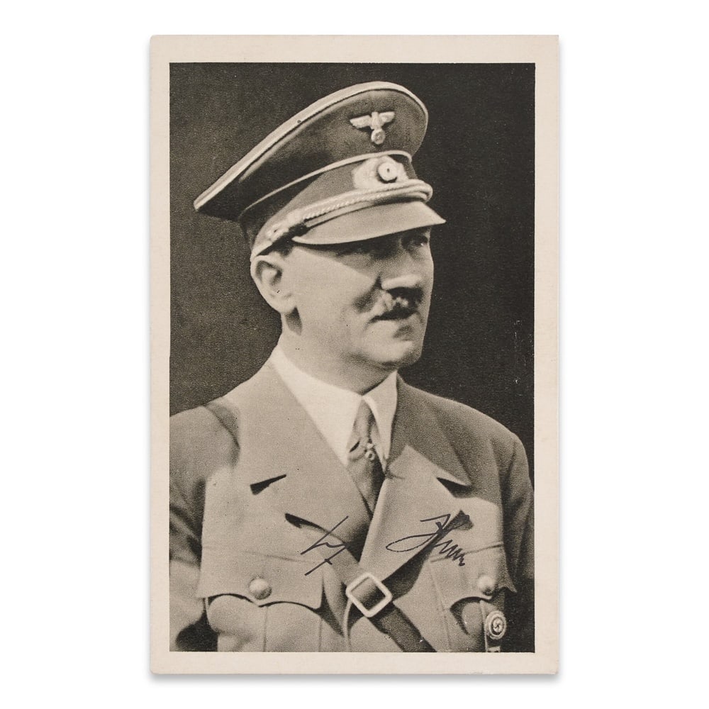 ADOLF HITLER SIGNED PORTRAIT POSTCARD (1 of 2)