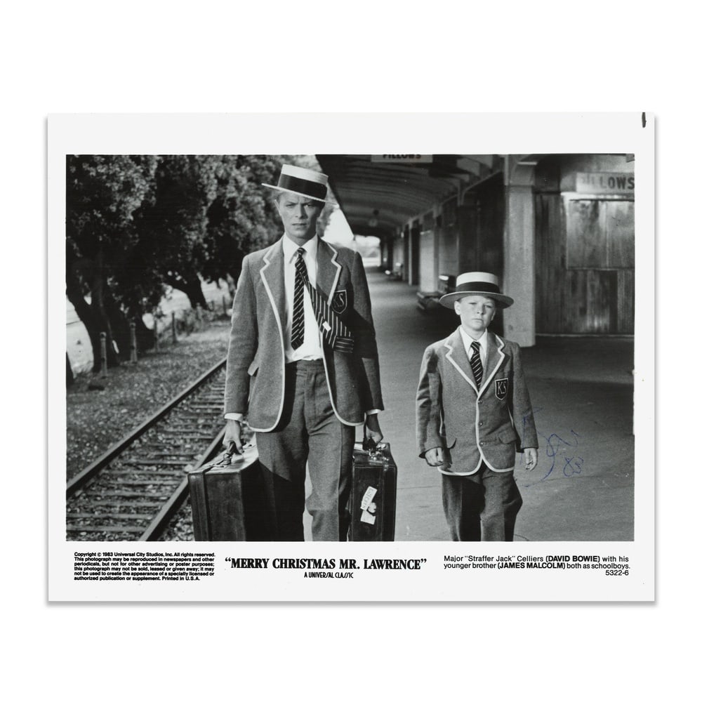DAVID BOWIE SIGNED "MERRY CHRISTMAS, MR. LAWRENCE" LOBBY CARD (1 of 1)