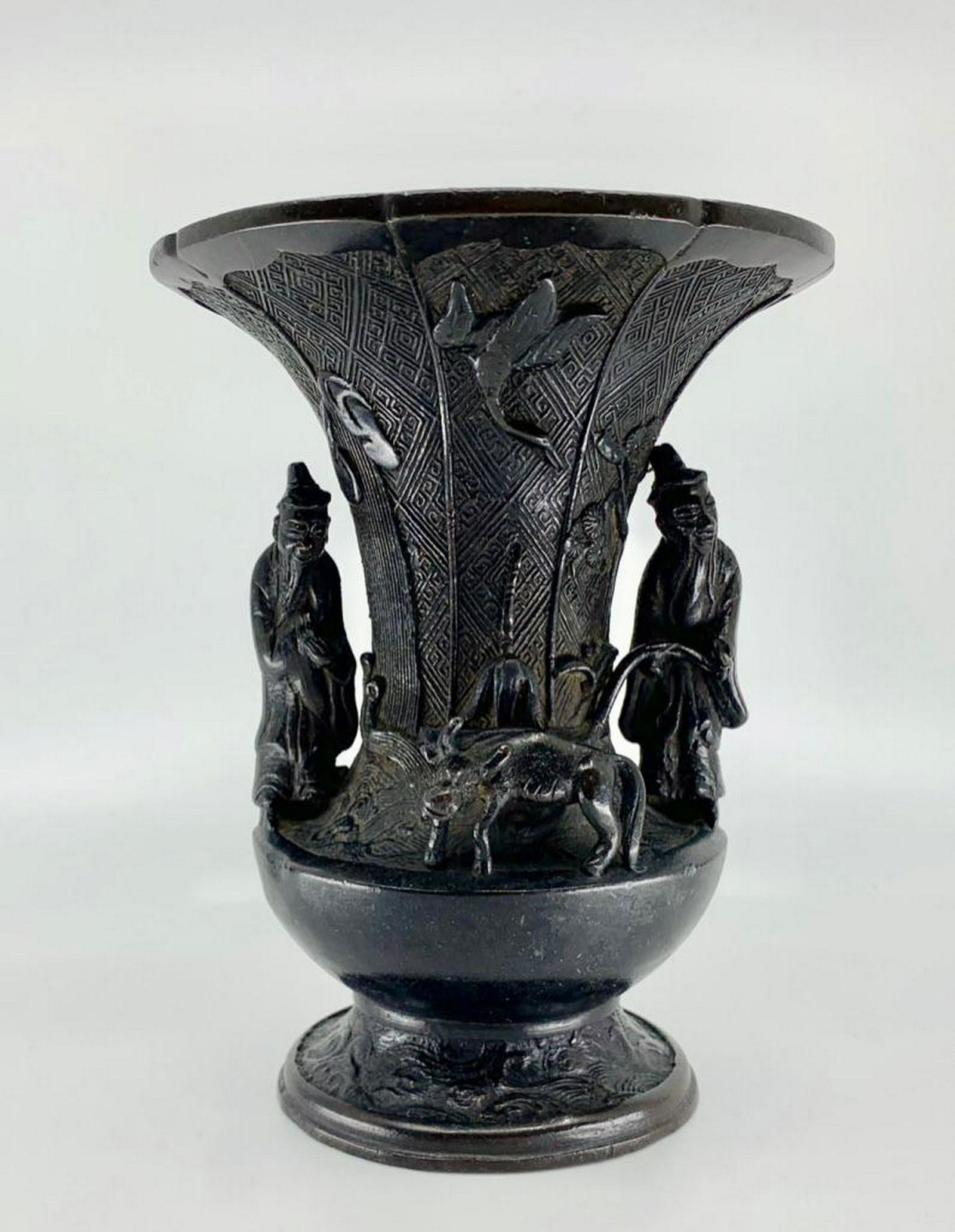 Chinese Figural Bronze Vase, 19th/20thc. (1 of 7)
