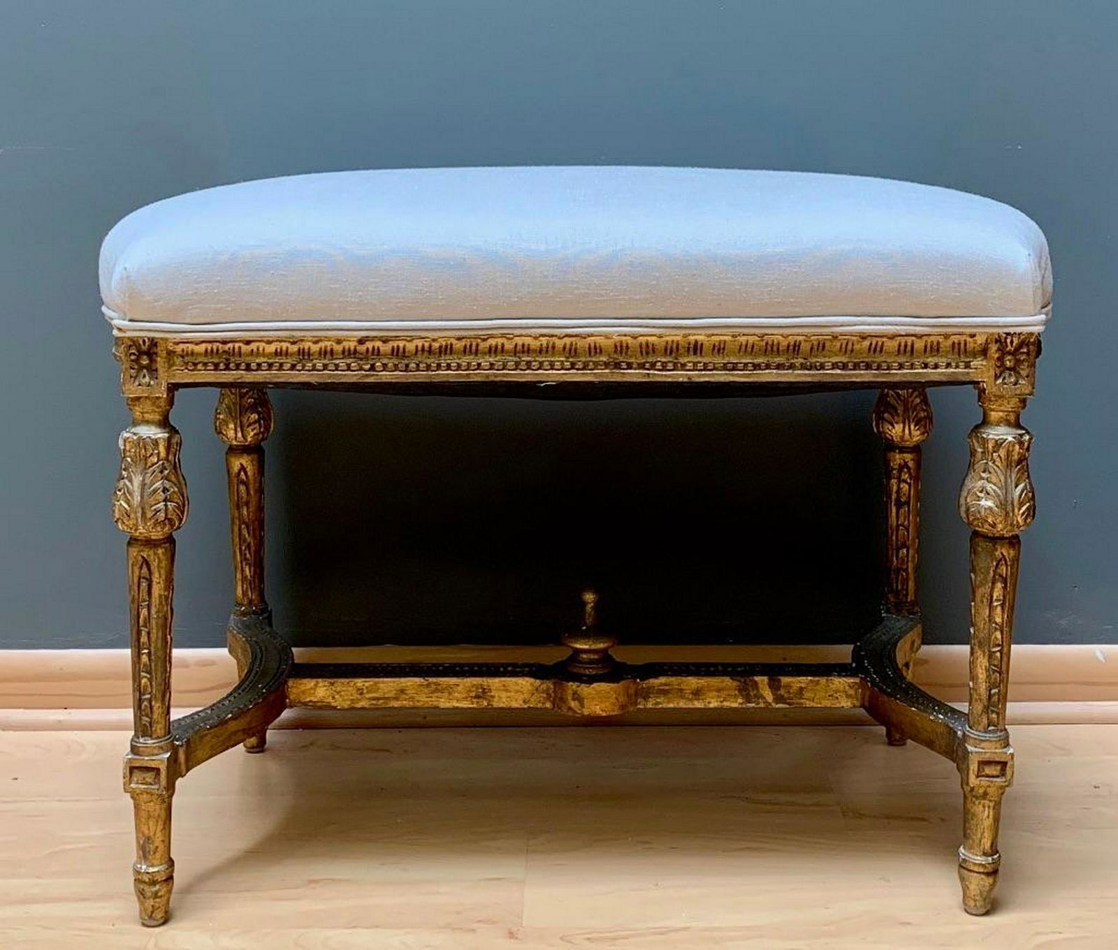 Louis XVIth Style Gilt Wood Bench (1 of 7)