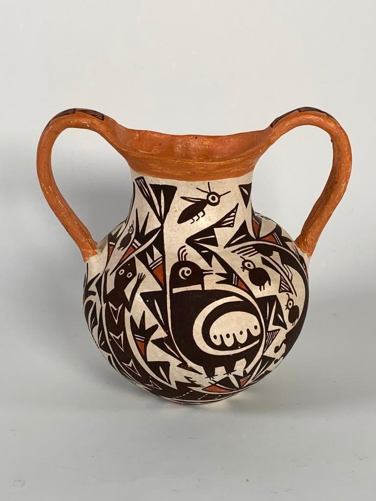 Acoma Pottery Two Handled Jar, P.Ivle (1 of 6)