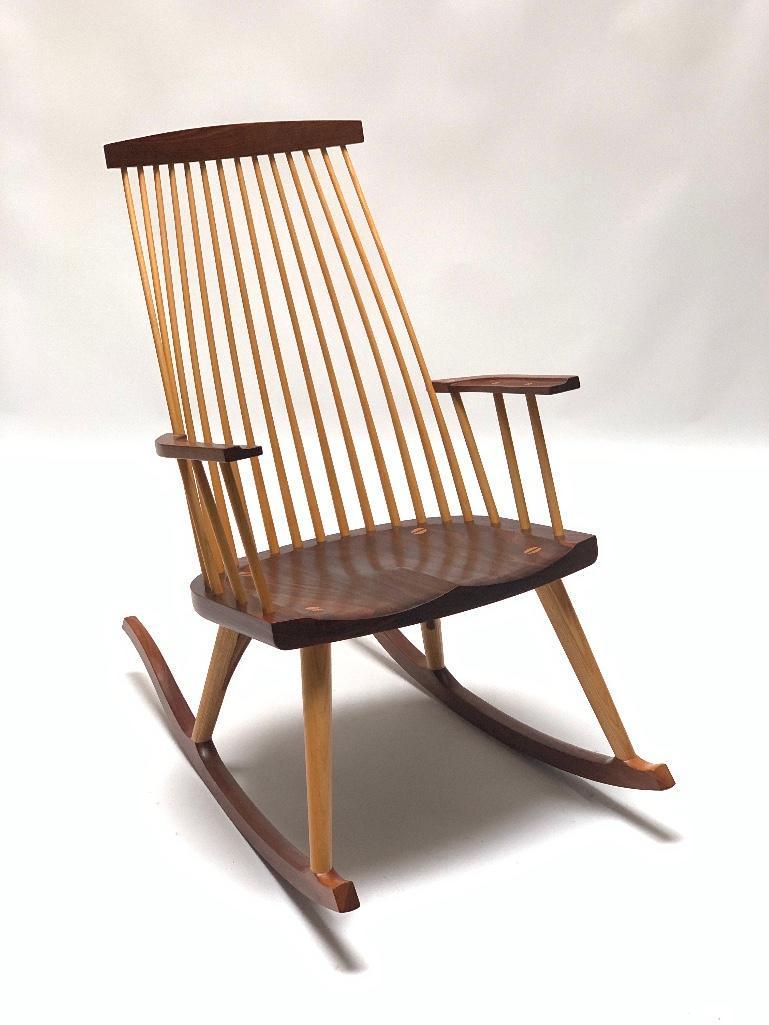 Thomas Moser Hand Made Rocking Chair - Aug 22, 2020 | Neue Auctions in OH