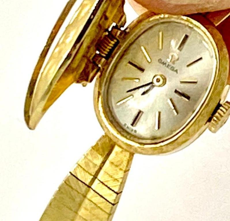 Vintage 14K Yellow Gold Ladies Omega Bracelet Watch (1 of 4)
