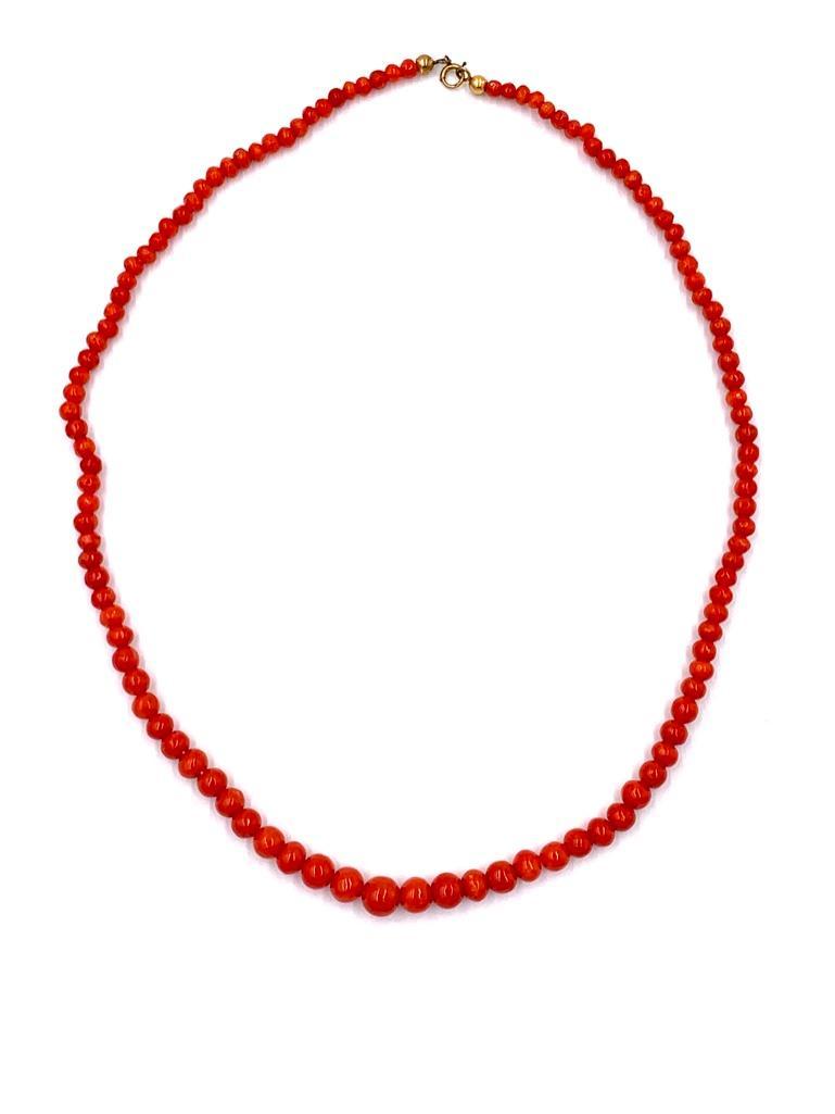 Graduated Coral Beaded Necklace (1 of 5)