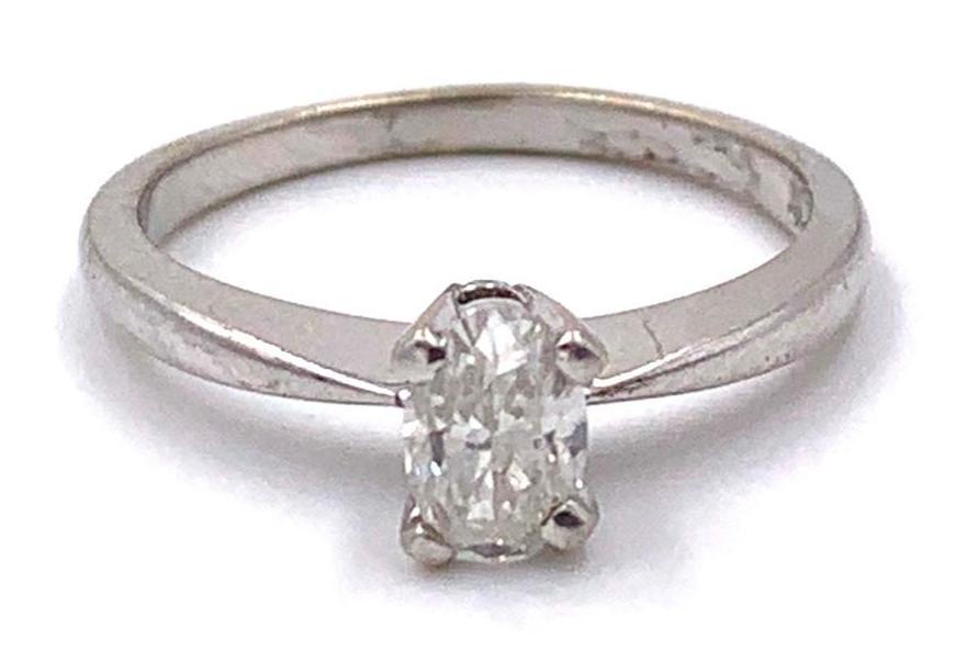 Oval Diamond Engagement Ring (1 of 7)