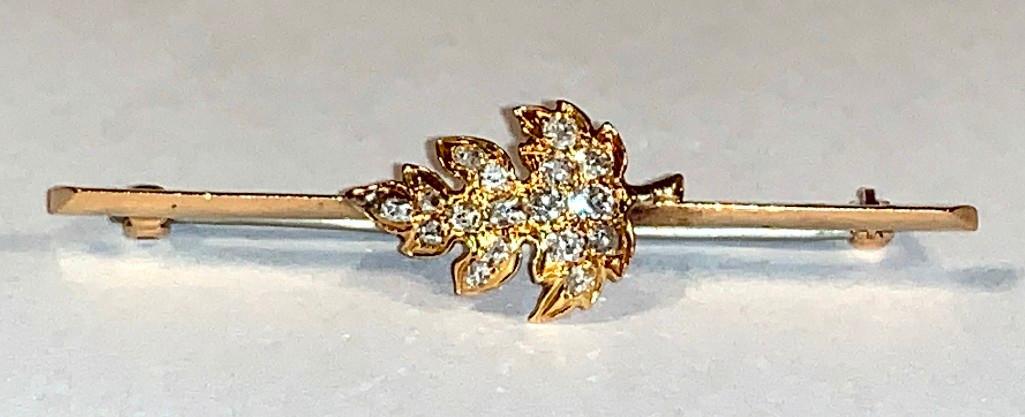Diamond Leaf Bar Pin (1 of 7)