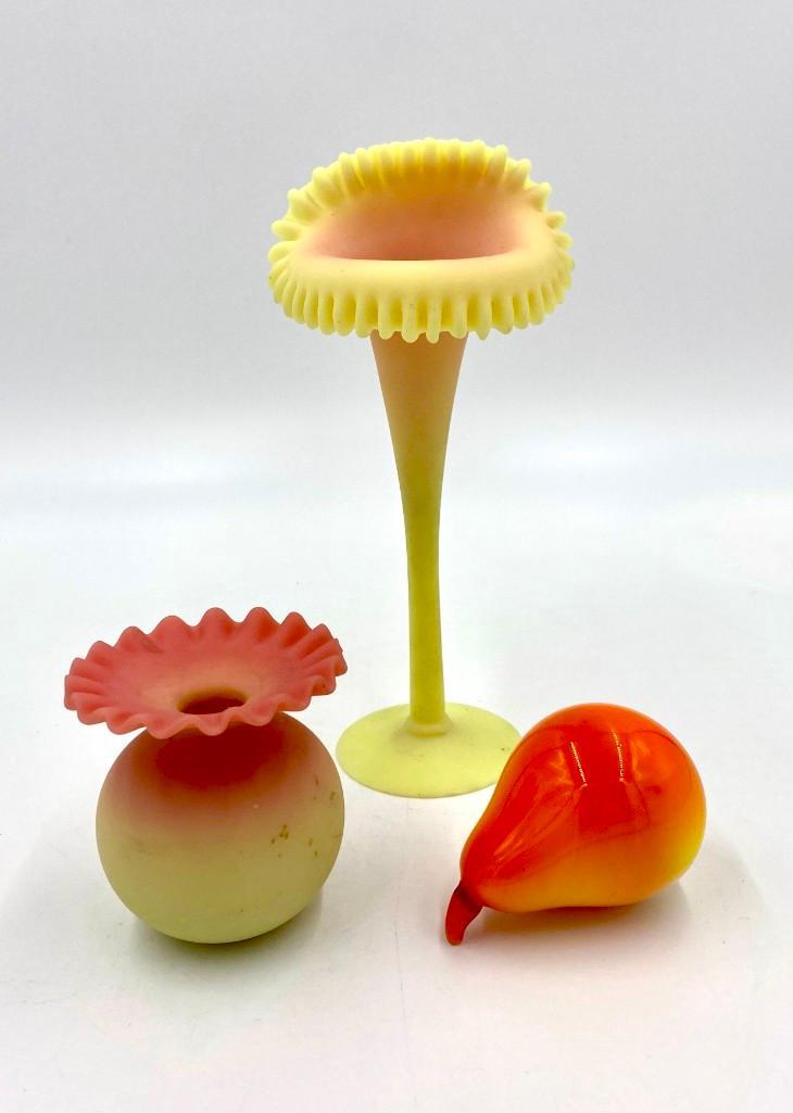 Two Burmese Glass Vases and a Peachblow Pear (1 of 13)
