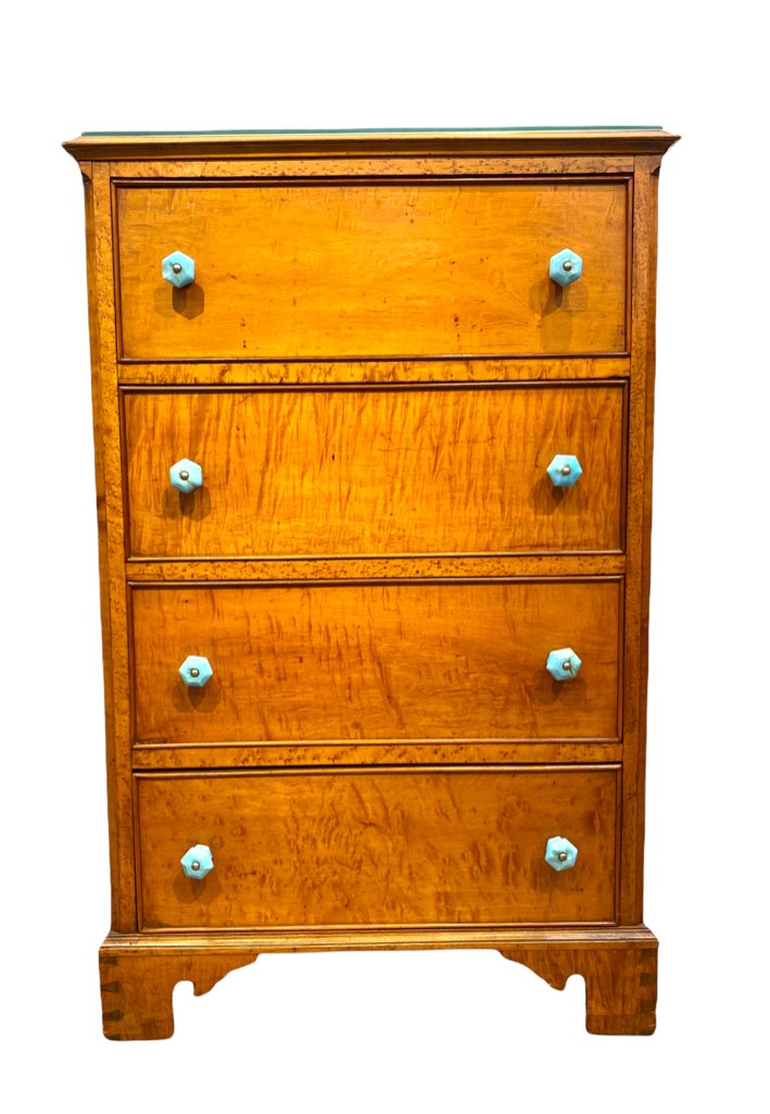 American Curly Maple Chest, 19thc. (1 of 10)