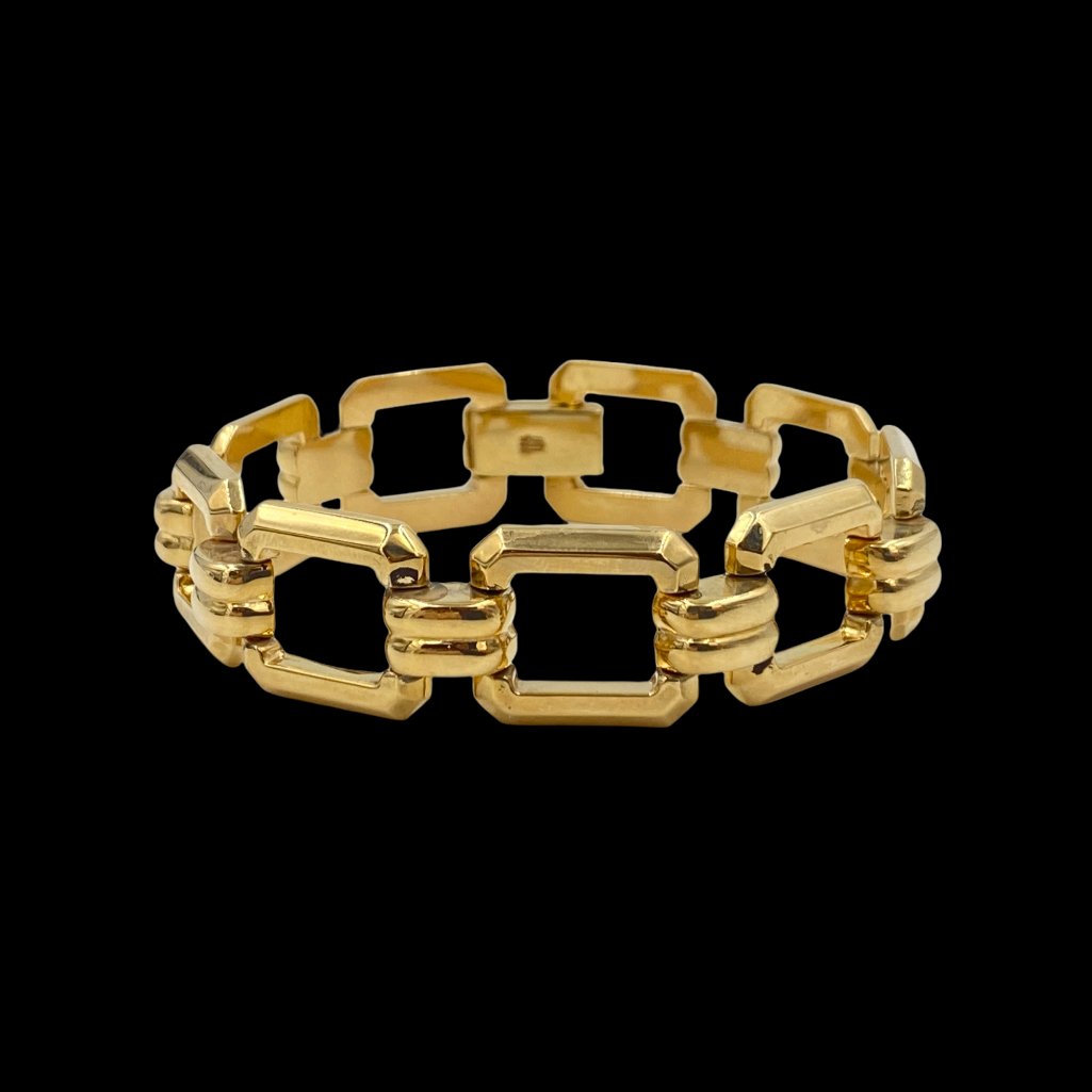 Simons Brothers Gold Link Bracelet (1 of 3)