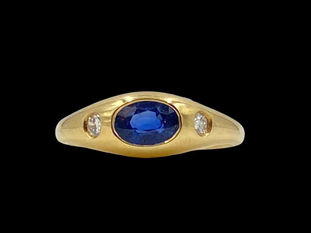 Larter &  Sons oval Bezel Set Ring (1 of 5)