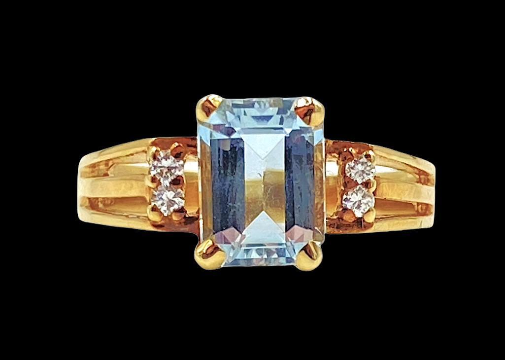 Aquamarine and Diamond Ring (1 of 4)