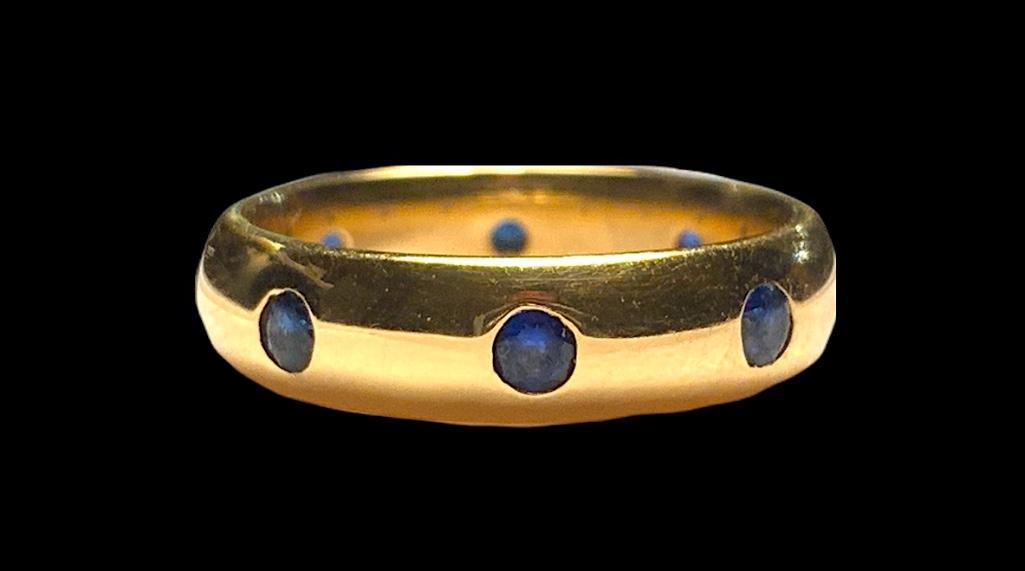 Suna Brothers 18K Etoile Sapphire Band (1 of 6)