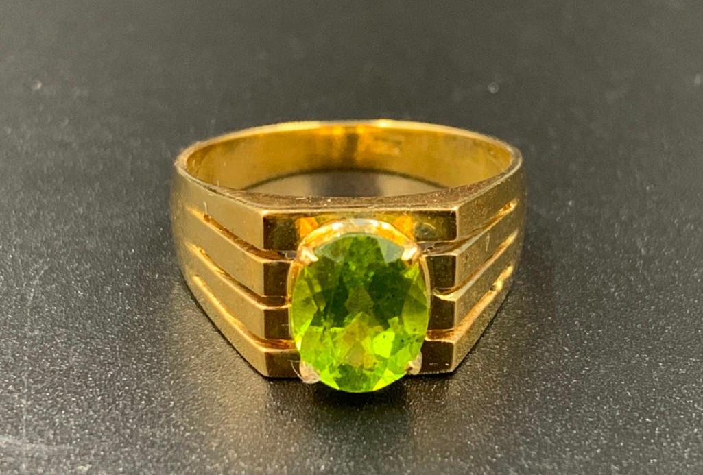 18K Yellow Gold and Peridotite Ring (1 of 5)