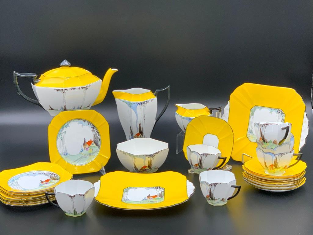 Shelley Queen Anne Tea Service, Cottages Pattern (1 of 10)