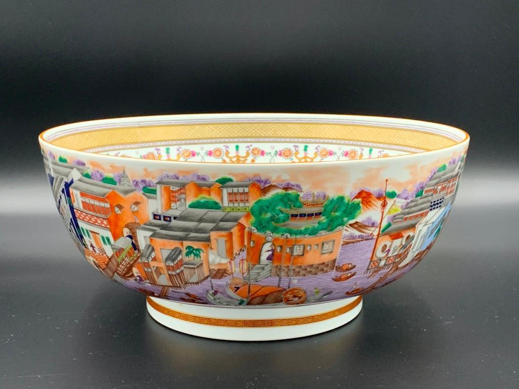 Wintherthur Adaptation of a Chinese Export Punch Bowl (1 of 8)