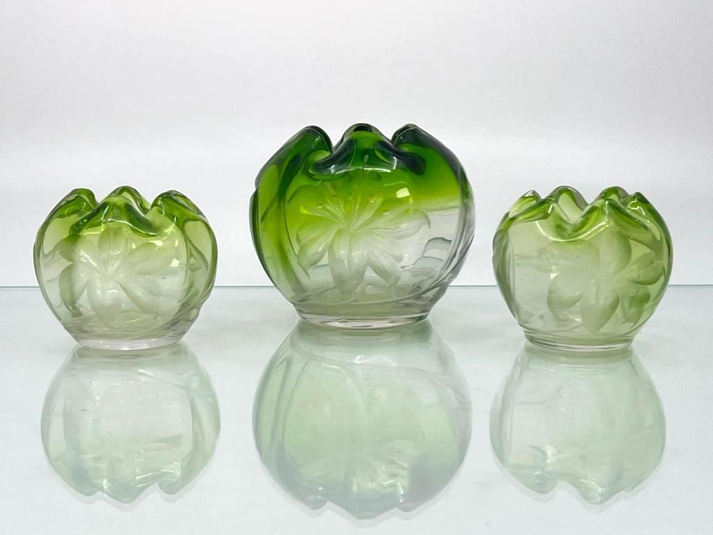 Three Moser Engraved Glass Rose Bowls (1 of 14)