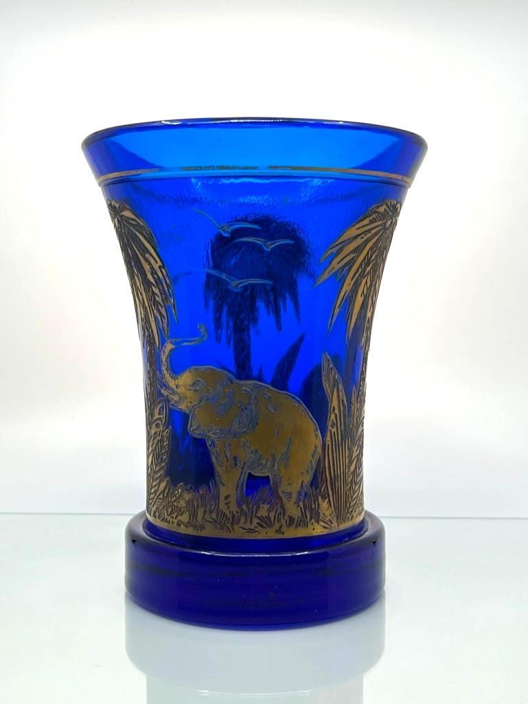 Moser Acid Etched Animor Vase, Elephants (1 of 8)
