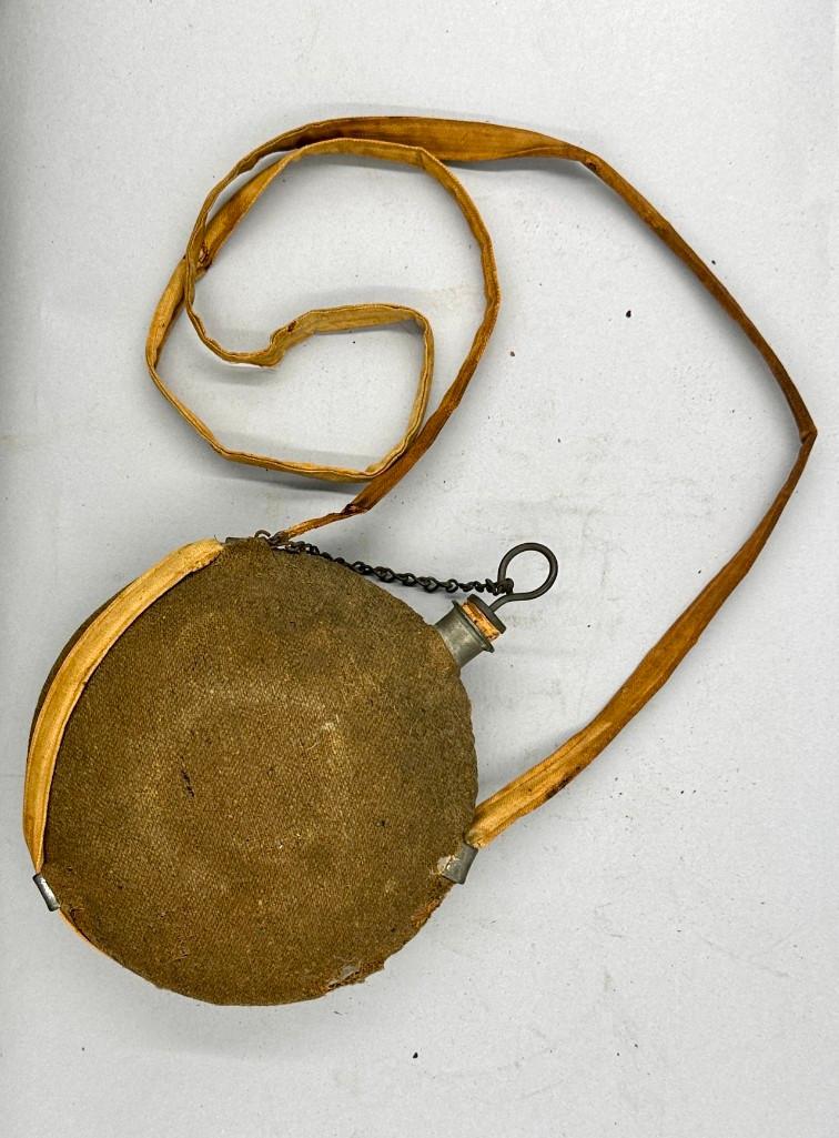 Civil War Model 1858 Smooth Side Canteen (1 of 4)