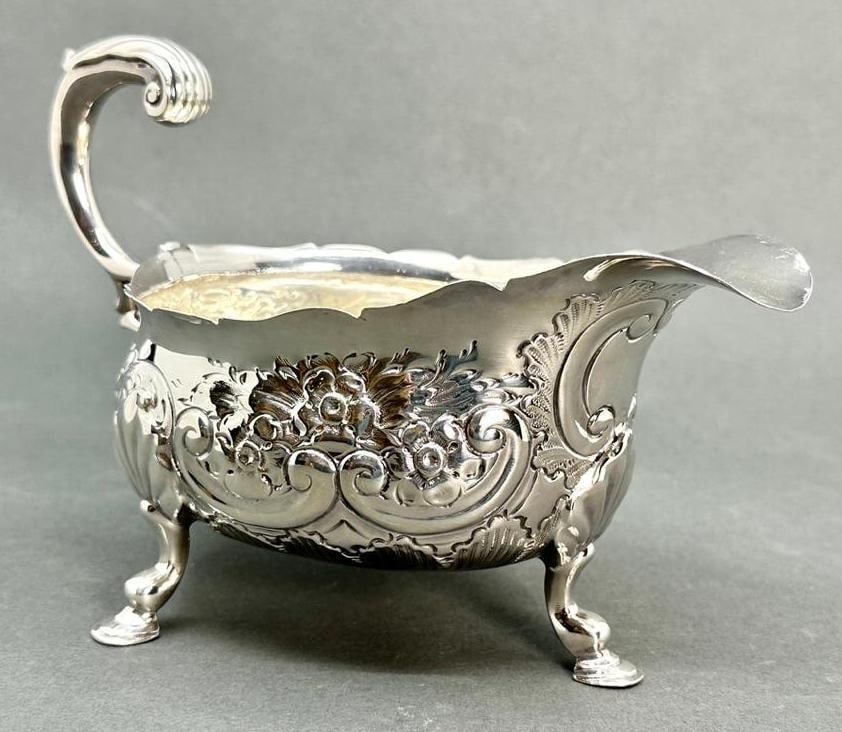 British Silver George III Style Sauceboat, Chester, 1905 (1 of 7)