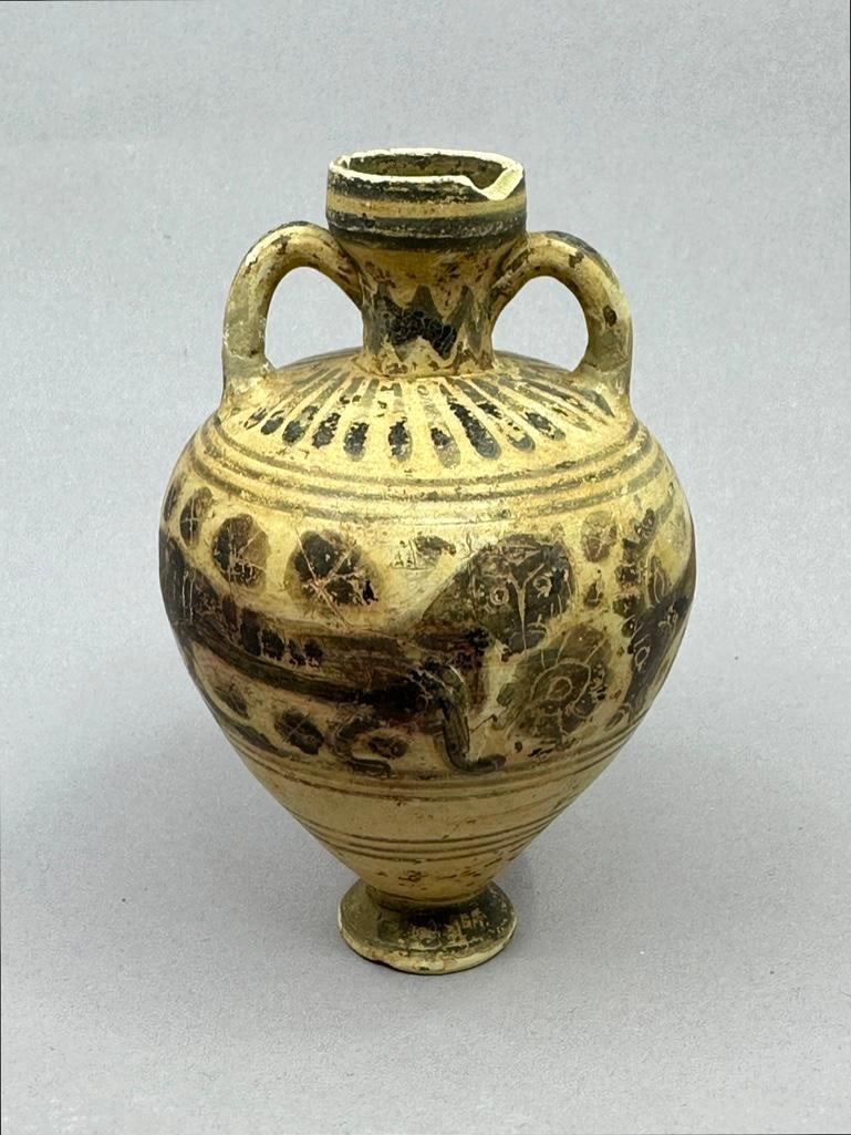 Corinthian Pottery Amphoriskos, ca. 6-7th Century BCE (1 of 7)