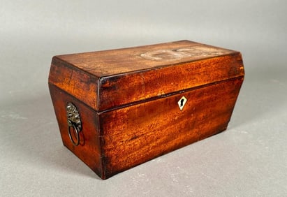 Georgian Mahogany Tea Caddy, 18thc.