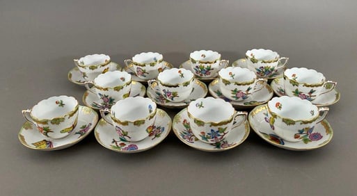 Twelve Herend Queen Victoria Green Demitasse Cups and Saucers