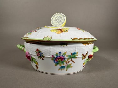 Herend Queen Victoria Green Covered Vegetable Dish