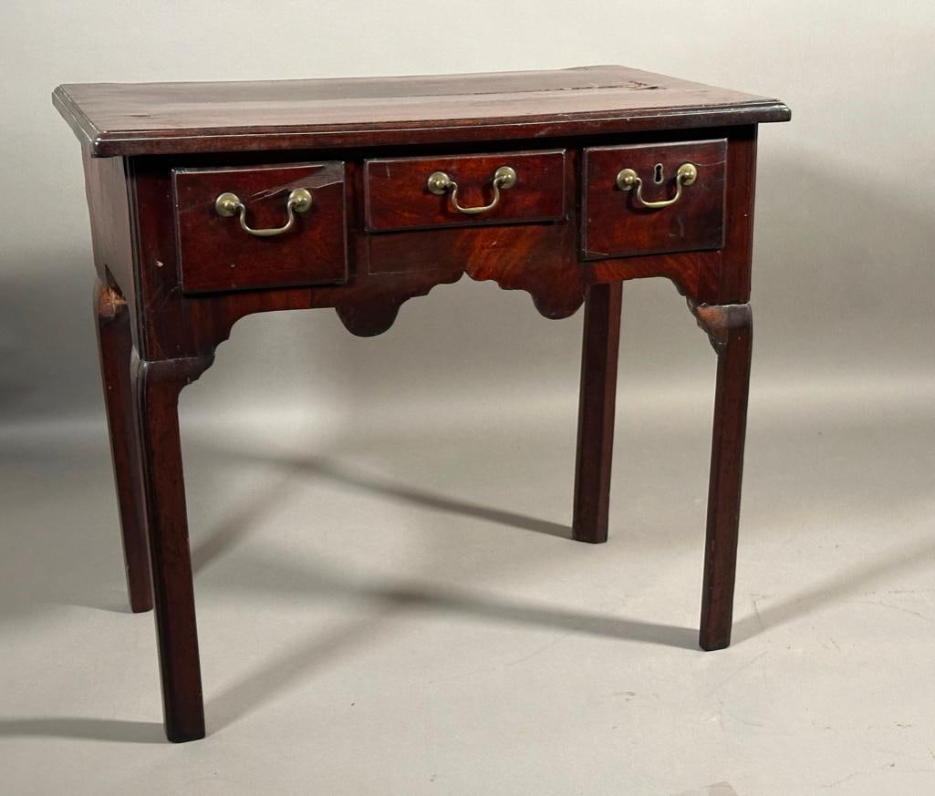English Georgian Oak Lowboy, 18thc. (1 of 10)