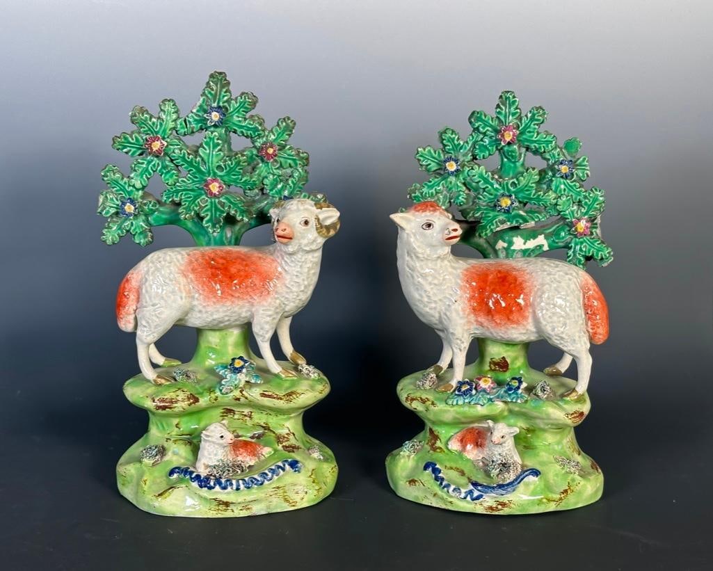 Pair of  Walton Staffordshire Pearlware Bocage Figures (1 of 8)