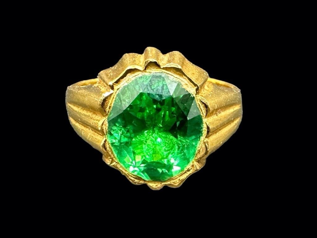 22K Gold and Green Topaz Men's Ring (1 of 4)