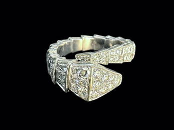 Bvlgari Serpenti Viper Ring 18K White Gold and 1.74 Carats of Pave Diamonds