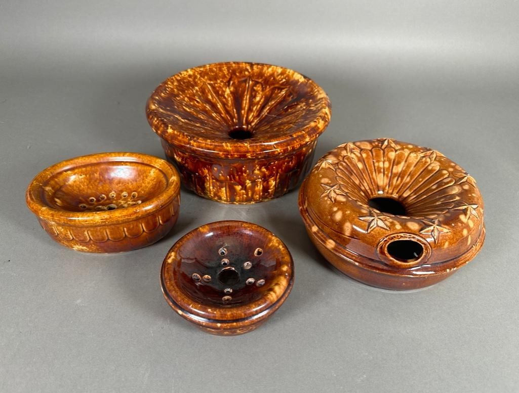 Four Bennington Rockingham Articles (1 of 9)