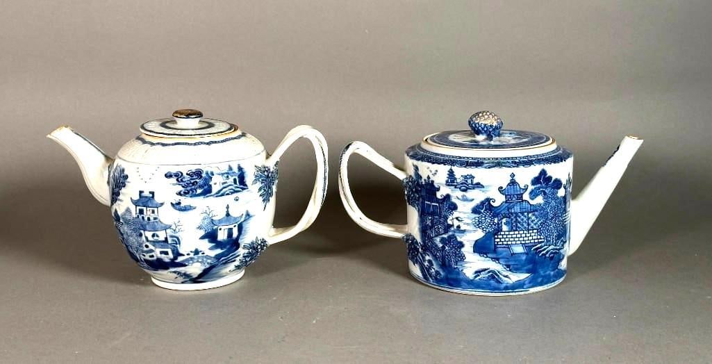 Two Chinese Blue and White Canton Teapots (1 of 5)