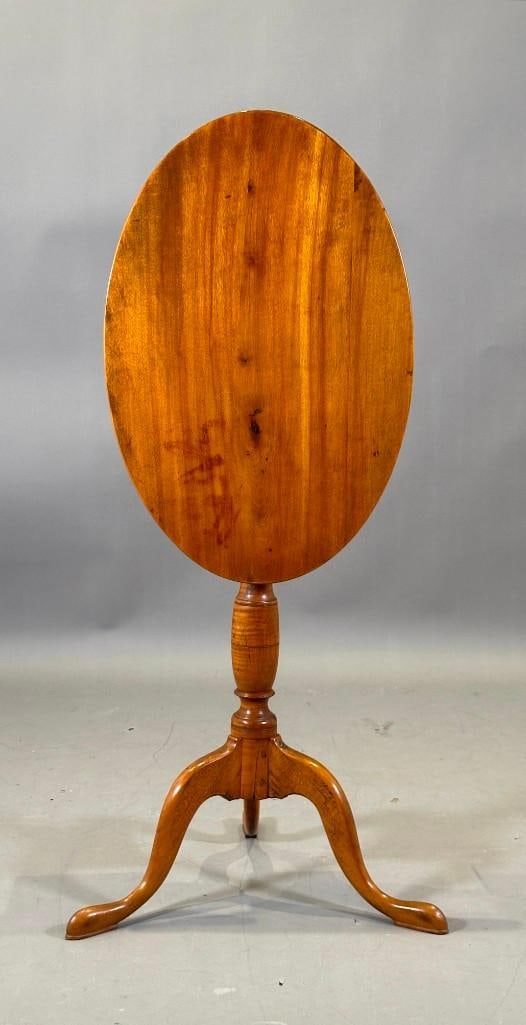 American Country Tilt Top Candlestand (1 of 7)