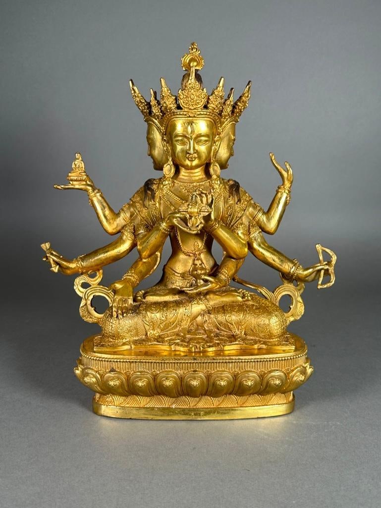 Tibetan Gilt Bronze Figure of Buddha (1 of 10)