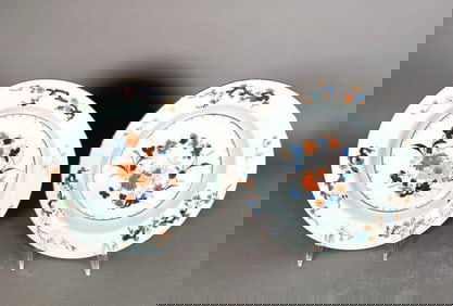 Pair of Chinese Export Soup Plates, Late 19thc.