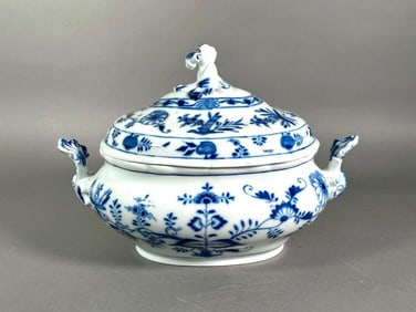 Meissen Blue Onion Pattern Soup Tureen