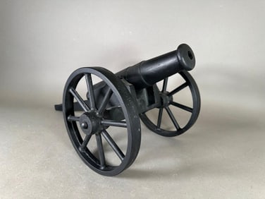 S. Co. Cast Iron Model Civil War Cannon