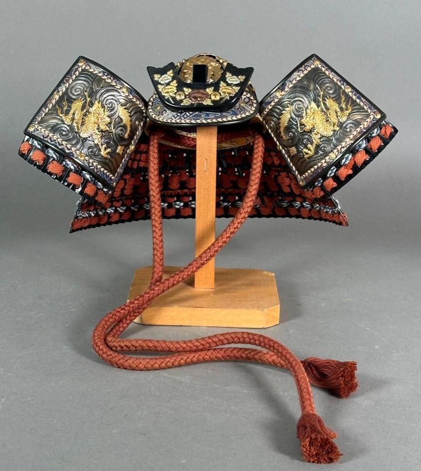 Japanese Model of a Samurai Kabuto Helmet, Modern (1 of 9)