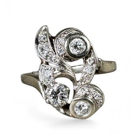 Art Nouveau 14K White Gold and Diamond Ring