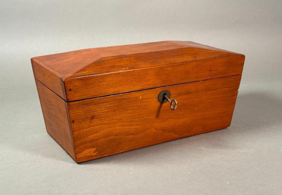 American Pine Tea Caddy (1 of 6)