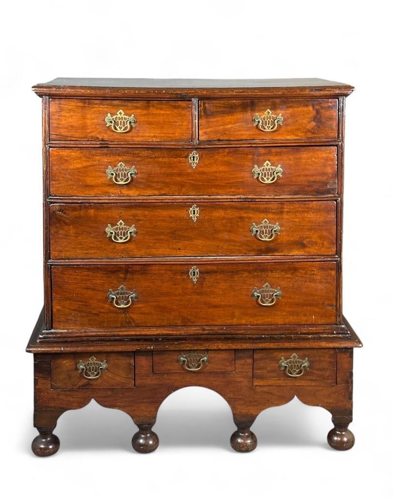 English William & Mary Walnut Chest on Stand, 18thc. (1 of 14)